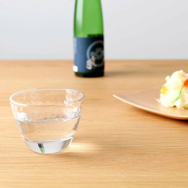 6個セット 和テイスト グラス シンプル 端麗 エレガント 日本酒 おちょこ ぐい呑み 普段使い パーティー 飲み会 日本酒グラス 冷酒 日本製