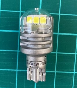 フリップス　LEDバックランプ　T16　6000K　250ルーメン　１２V専用　美品　中古