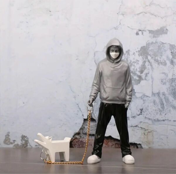 Banksy Dog バンクシー グレーフィギュア バンクシー キースヘリング犬の散歩　高さ 21.5cm