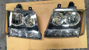 07y Suburban head light left right original Suburban / Tahoe used 