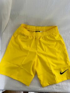 NIKE DRY-FIT ハーフパンツ サッカーパンツ　未使用