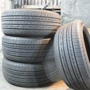 REGNO レグノ GR-X2 235/45R18 BRIDGESTONE(ブリヂストン) 愛知交換可 個人宅配送不可 中古タイヤ4本 935-96