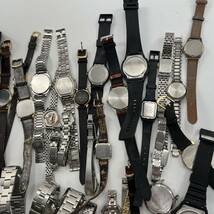まとめ売り 腕時計 懐中時計 SEIKO CASIO CITIZEN クォーツ 電波 ソーラー 色々 50本 中古 ジャンク 部品取りなどにも_画像7