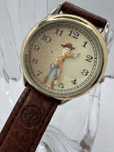 【FOSSIL】腕時計 クォーツ　ウッディ　トイストーリー　中古品　稼動品　99-3_画像1