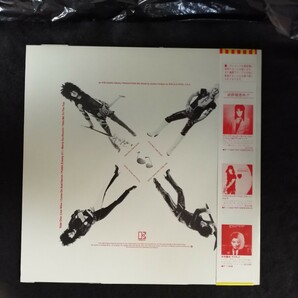 D05 中古LP 中古レコード モトリークルー 華麗なる激情 帯付国内盤 P-11256 obi MOTLEY CRUE too fast for love の画像2