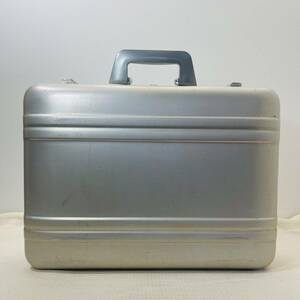 40 period Zero .. front. Zero Halliburton aluminium attache case America from shipping . including tax 