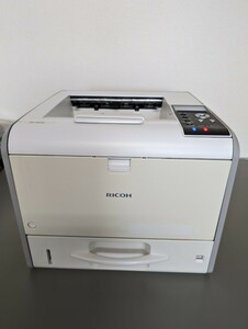 8769★ RICOH A4 モノクロレーザープリンター SP4510 通電確認のみ ジャンク品