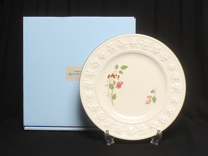 美品 ウェッジウッド プレート 大皿 27cm フェスティビティ ラズベリー WEDGWOOD