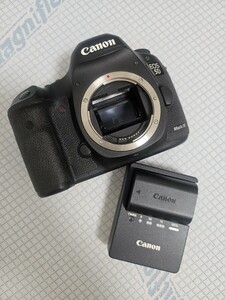 Canon キヤノン EOS 5D Mark III ボディ