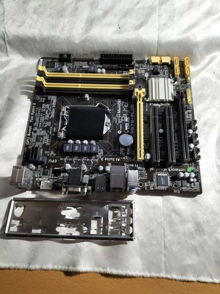 ★ASUS H87M-PLUS LGA1150 H87 MATXマザ●マザーボード