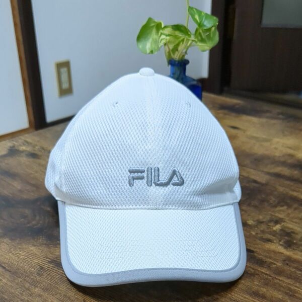 FILA　メッシュキャップ　ホワイト 帽子