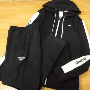 ◎使用少なめ！L 上下セット！Reebok リーボック◆パーカー&テーパードパンツ◆メンズ 黒◆B4256