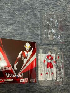 nise Ultraman 