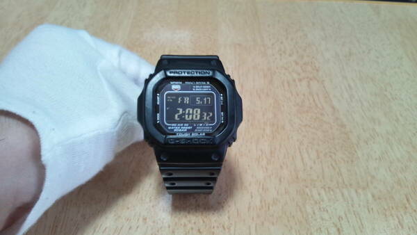  CASIO G-SHOCK　 GW-M5610　電波ソーラー 反転液晶　Gショック6