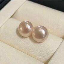 大粒　照り良く　天然淡水真珠　直結　パールピアス　本真珠　ピンク系ホワイト　10-10.5mm_画像2
