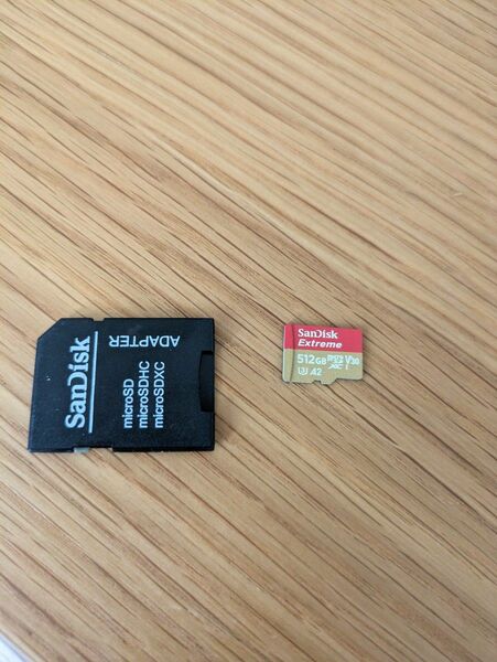 SanDisk マイクロSDカード 512GB アダプター付き