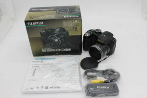 【美品 返品保証】 【便利な単三電池で使用可】フジフィルム Fujifilm Finepix S2800HD 18x 元箱付き コンパクトデジタルカメラ v857