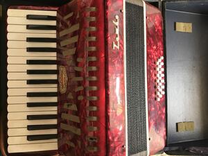  accordion / keyboard instruments / red / dragonfly /TOMBO| secondhand goods /