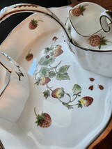 【 COALPORT 】Strawberry 　コールポート　ストロベリー　バスケット　シュガー　クリーマー　3点セット　英国製　ヴィンテージ_画像3