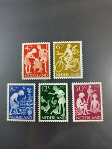 * Holland unused stamp 1962 year 5 kind .* average and more . think.