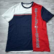 【1スタ】美品 TOMMYHILFIGER トミーヒルフィガー半袖Tシャツ カジュアル USA古着 文字ロゴ プリントロゴ トリコロール 春夏 メンズLサイズ_画像2