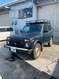 ★ラーダ　ニーバ★　丸目　Lada　Niva　71,00km　３ドア　緑　四駆　４ｘ４　ロシア　21214