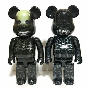 メディコム・トイ【BE@RBRICK ALIEN WARRIOR ALIEN 400% 2体セット】箱なし ベアブリック エイリアン H・R・ギーガー MEDICOM TOY