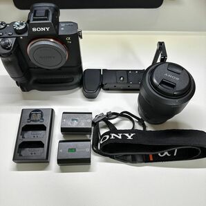 SONY α7III ズームレンズキット [ILCE-7M3K] 良品