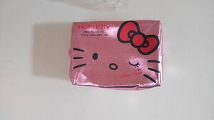 サンリオ ポーチ　ハローキティ　Hello Kitty　メッセージポーチ　小物入れ　化粧ポーチ