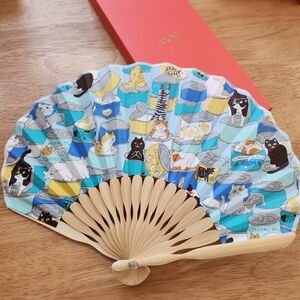 母の日　soleil　新品　扇子 　モノクロ　ネコ　猫だらけ　猫缶　扇