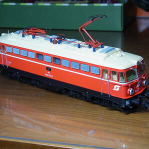 ROCO 62481オーストリア連邦鉄道　1042電気機関車　HO DC２線式　ジャンク扱い