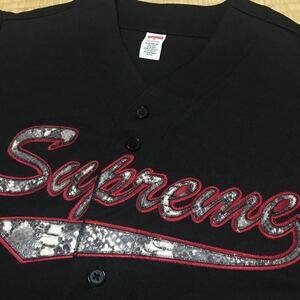 Supreme シュプリーム　トップス　ベースボール　ジャージ　美品　ブラック　スネークスキン　17AW Snake Script Logo Baseball Jersey