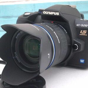 S数900！ 初心者オススメ　オリンパス OLYMPUS E-520 標準レンズセット　一眼レフカメラ