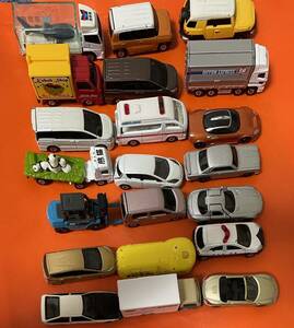  Tomica 18 pcs. set ( loose sale un- possible )