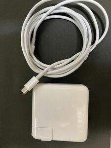 Apple 61W ACアダプター USB-C