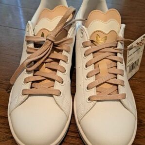 新品　タグ付き　adidas スニーカーStan Smith　W　スタンスミス