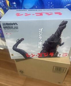 S.H.MonsterArts ゴジラ(2016)第4形態 凍結Ver.メーカー輸送箱付き！！【抽選販売】ゴジラ（2016）第4形態覚醒Ver.