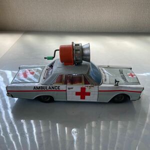 ブリキ AMBULANCE サイレン付き 救急車 ミニカー 昭和 レトロ アンティーク 玩具 おもちゃ