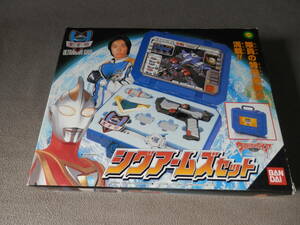 sig arm z комплект ( вскрыть settled не использовался товар 1998 Bandai ) Ultraman Gaya 