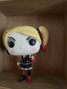 Harley Quinnのfunko pop (box なし)