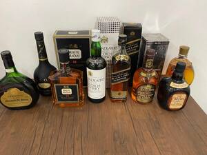 #5440　計８本　 【未開栓】　ウイスキー　ブランデー　CHIVAS REGAL　WHYTE & MACKAY　等 　まとめ　古酒　洋酒