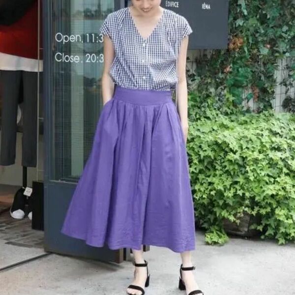 定価1.5万円　綺麗カラー　フレアロングスカート ラベンダー　日本製