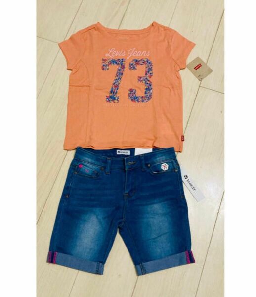 ☆新品☆ 女の子　Tシャツ、短パンセット　120cm 夏コーデ　リーバイス 6T