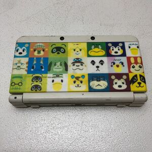 【ジャンク】NEWニンテンドー3DS きせかえプレートパック どうぶつの森 本体のみ 液晶画面NG 05051535