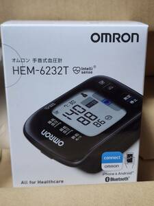 OMRON HEM-6232T 手首式血圧計