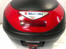 GIVI　ジビ　リアBOX　26L　ベース　ネジ　ステー　フタ付　良品　鍵2個　SUUKI　E26N（中古）F0012-L1414_画像3