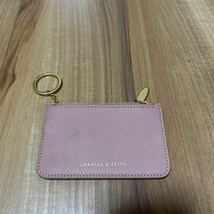 【K】CHARLES & KEITH チャールズアンドキース カードケース コインケース ジャンク品 ピンク_画像1