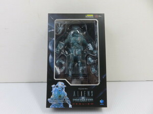 [ secondhand goods ]HIYA Alien VS Predator Wolf Predator 0YR-154080