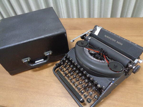 実働品　REMINGTON RAND model seven NOISELESS　レミントンタイプライター　1948年製