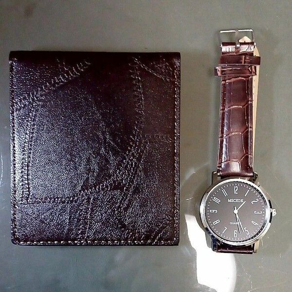 腕時計　と　財布　小物2点セット　ブラウン